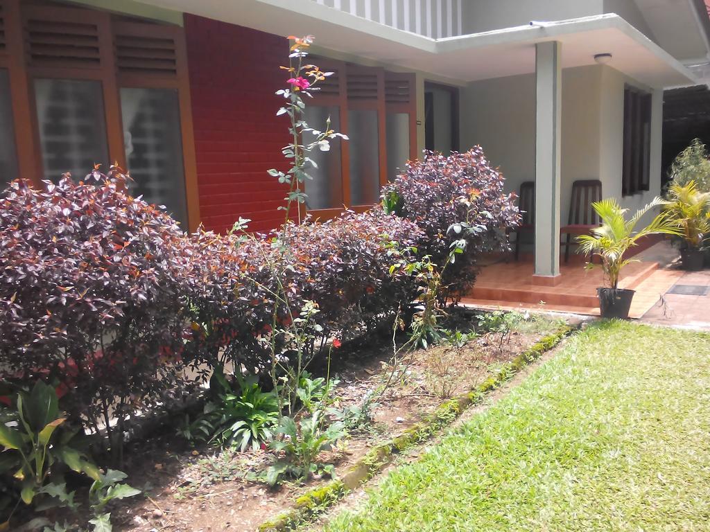 Ferienwohnung Jayawimana Kandy Exterior foto